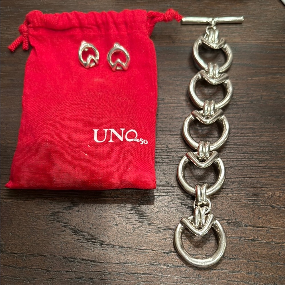 UNOde50 Silver Bracelet and Earrings Set